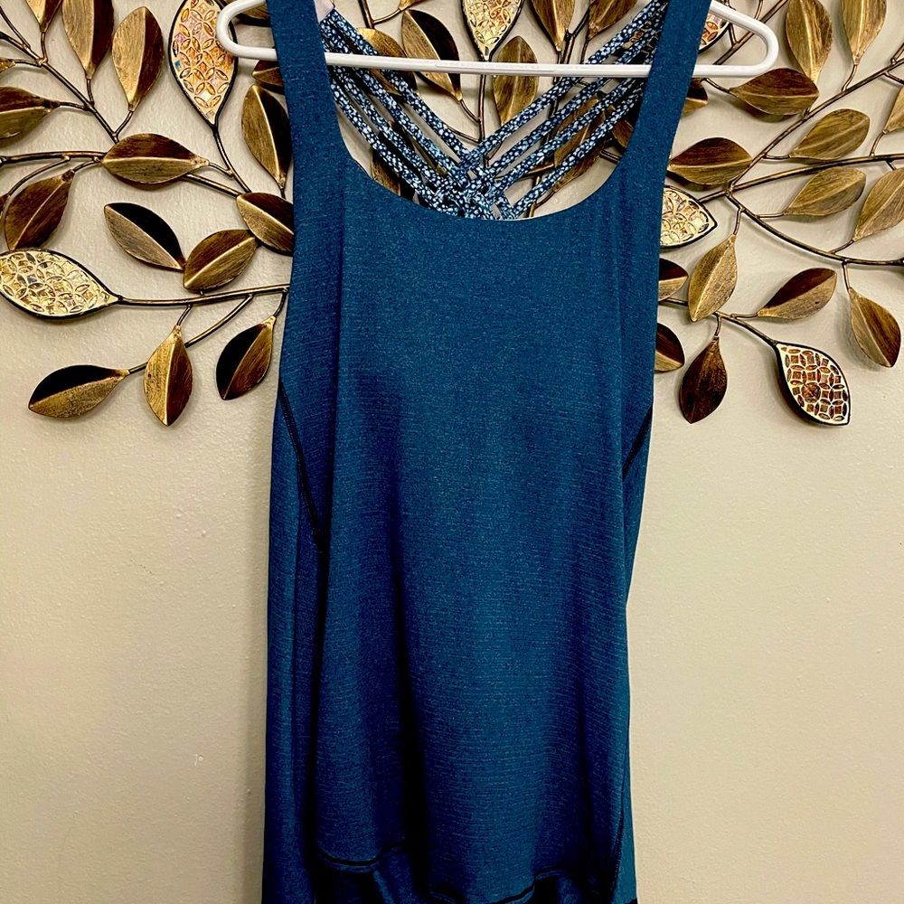 Lululemon Tank Size 10     SOLD!!